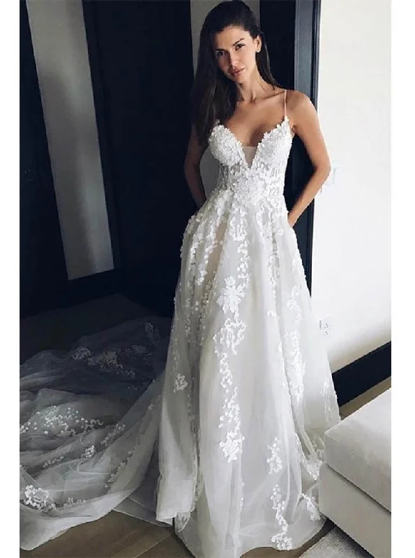 Princess Spaghetti Straps Lace Beach Wedding Dress Boho Bridal Gown With Appliques OW324 Classic Bridal Dress