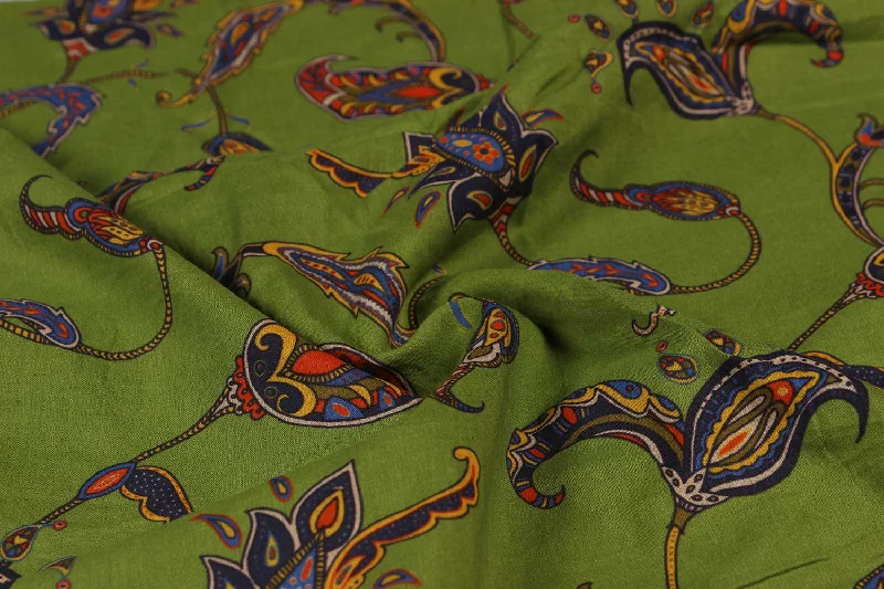 Green Traditional Cotton Cambric Fabric Cotton unclassified dresses