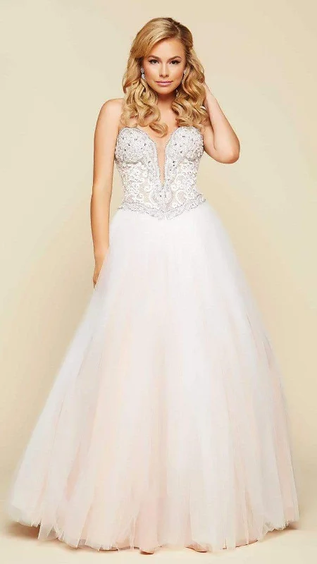 Mac Duggal Prom 65357 H Plunging Sweetheart Dress - 1 pc Ivory/Nude in Size 10 Available Casual unclassified dresses